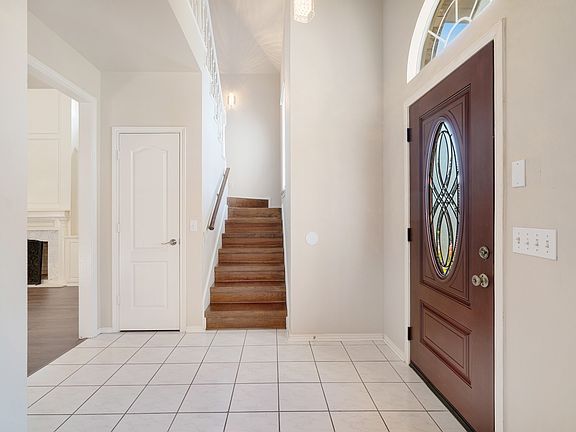 4th image of 4119 Primrose Ln