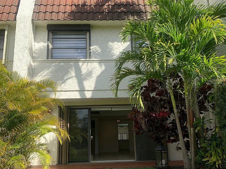 9014 SW 62nd Ter — Photo 12