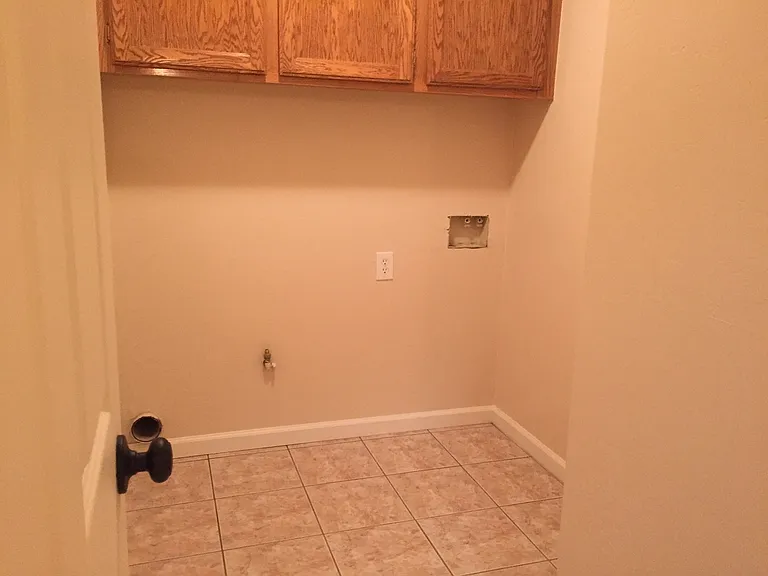 8502 Mainsail Dr — Photo 14