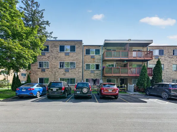 762 W Dempster St #D212, Mount Prospect, IL 60056