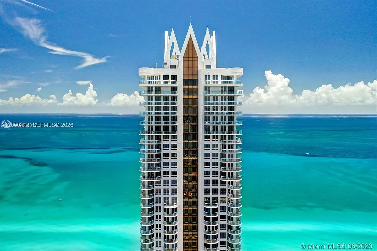 Building Photo - 6365 Collins Ave #3602