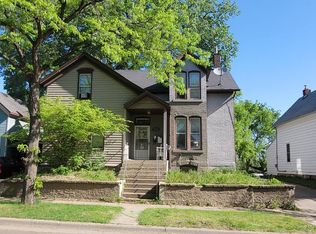 225 Morton St E, Saint Paul, MN 55107