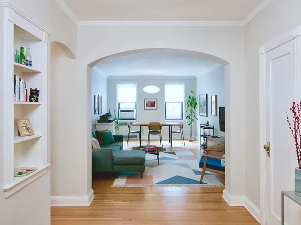 811 Cortelyou Rd APT 2O, Brooklyn, NY 11218