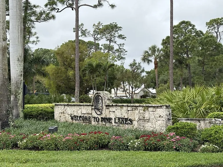 19419 Tarpon Woods Ct #61E — Photo 15