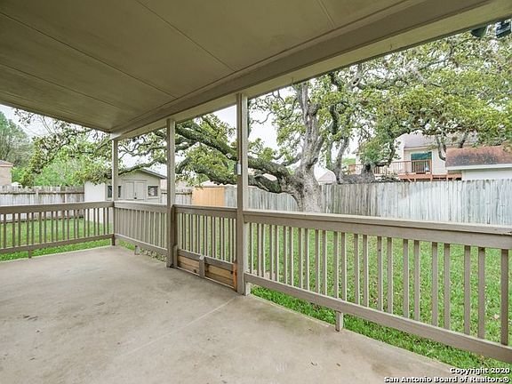 4th image of 19915 Encino Cv