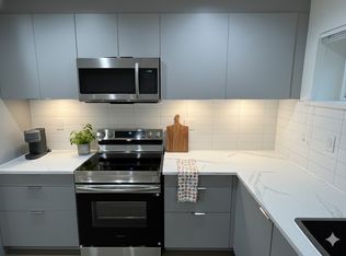 (Undisclosed Address), North Vancouver, BC V7K 3C8