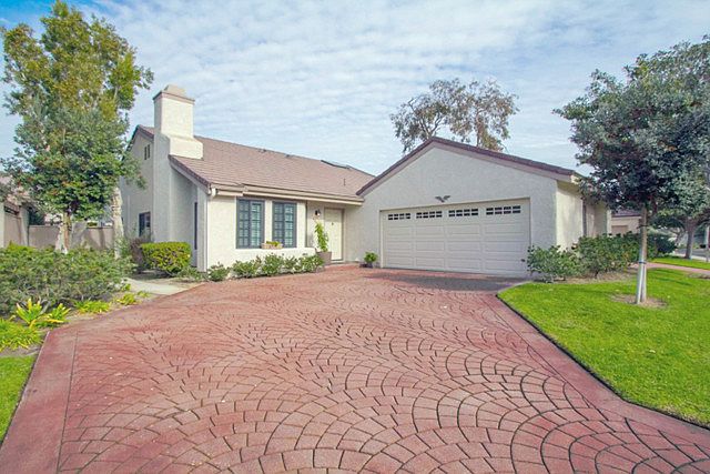 1st image of 409 Santa Cruz Cir