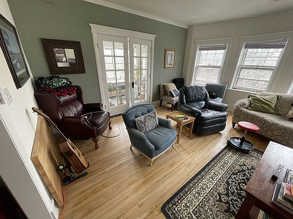 2nd image of 2526 N Prospect Ave #11363527