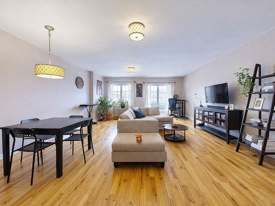 1st image of 210 Remsen Ave #2F