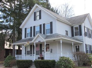 6 E Green St #2, Easthampton, MA 01027