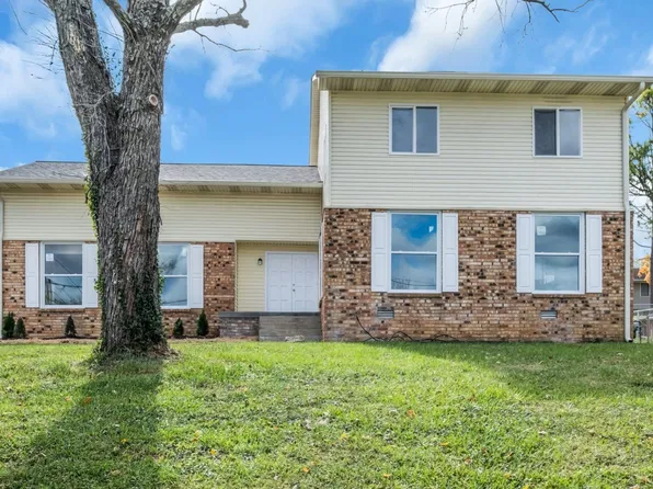 3032 Runabout Dr, Nashville, TN 37217