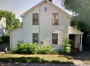 82 Spring St, Middletown, CT 06457