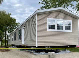 109 S Carol St, Johnson Creek, WI 53038