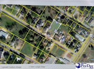 122 Valley St, Lake City, SC 29560