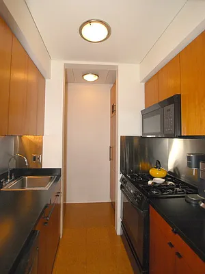 Rented by Sotheby's International Realty | media 16