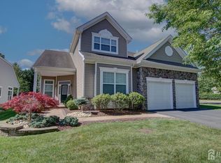 146 Diamond Spring Dr, Monroe Township, NJ 08831