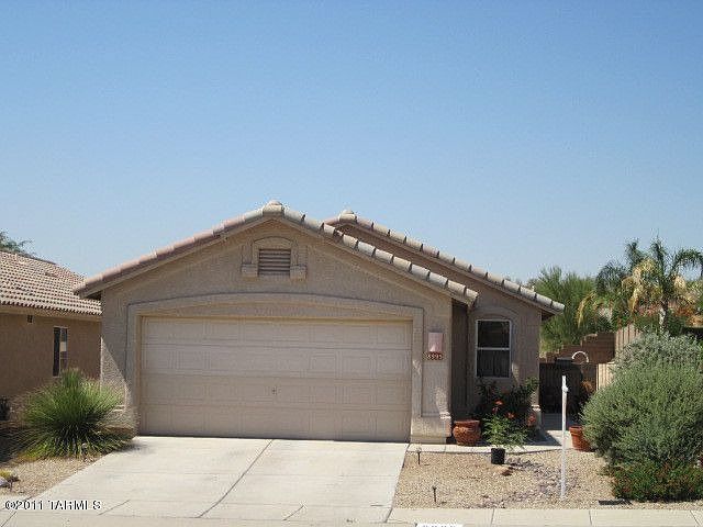 1st image of 8995 N Arrington Dr