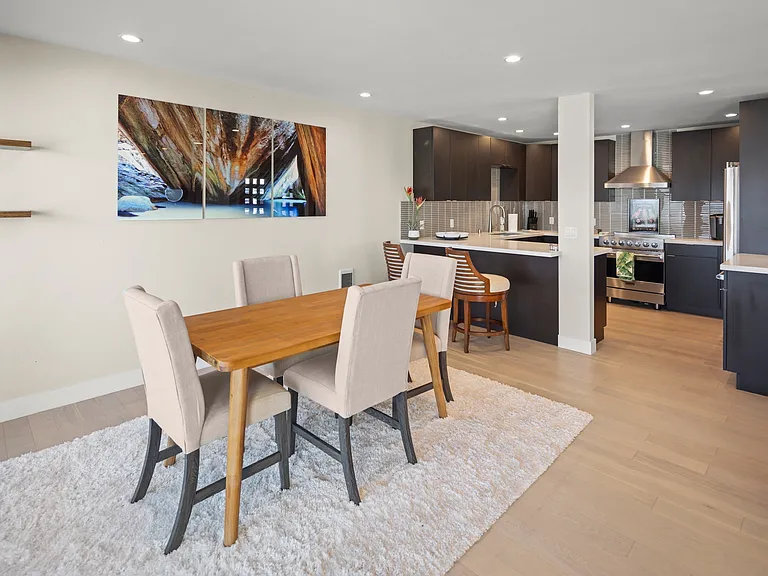 8 Antigua Ct — Photo 17