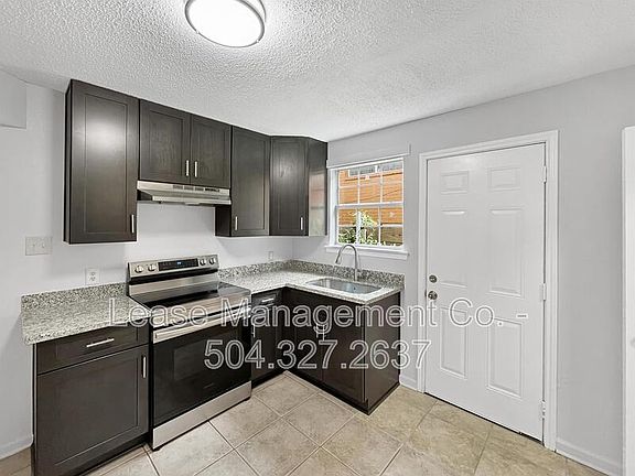 5th image of 1918 Pauger St