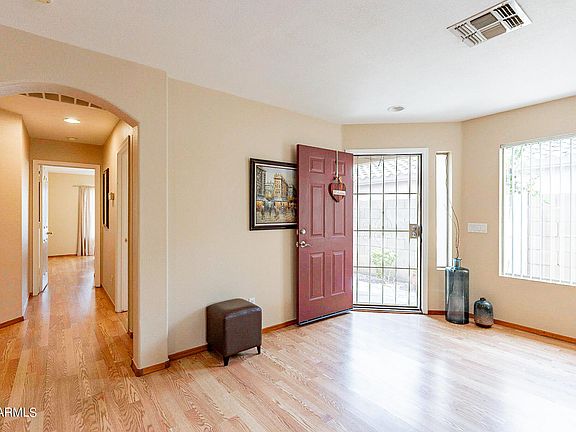 4th image of 16211 W YOUNG Street