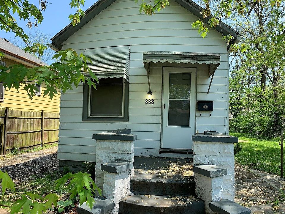 1st image of 838 N 79th St