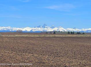 3887 Schaefer Ln, Ashton, ID 83420