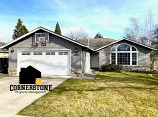 1809 Layla Dr, Medford, OR