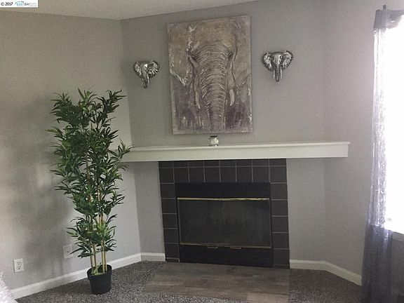 3rd image of 101 Cleo Rand Ln