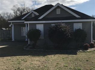 1658 Hawthorne Ln, Prattville, AL 36066