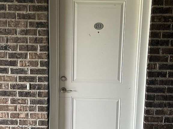 3rd image of 173 Windover Ave #213
