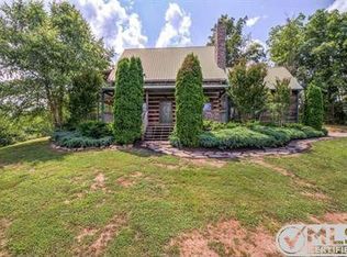 6787 Leipers Creek Rd, Columbia, TN 38401