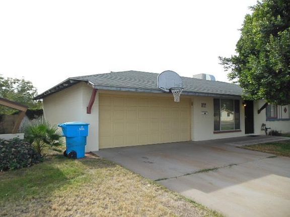 2nd image of 2613 W Dahlia Dr
