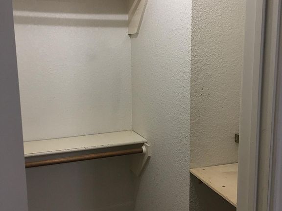 2nd image of 3704 Longstraw Dr
