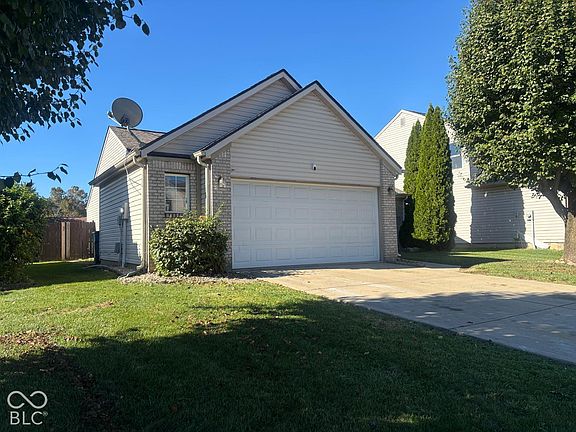 2nd image of 6650 Crestwell Ln