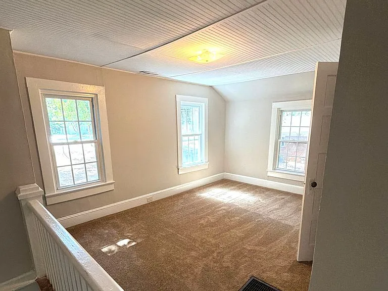 3516 Eastway Dr — Photo 9