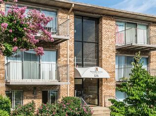 346 S Whiting St #18-22, Alexandria, VA 22304