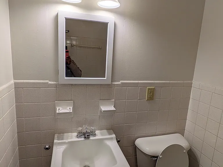 2415 Ellerslie St #1 — Photo 6