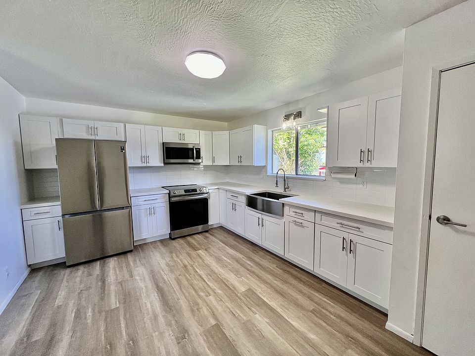1st image of 16-2093 Anthurium Dr
