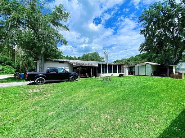 2 Boondock Rd, Lorida, FL 33857