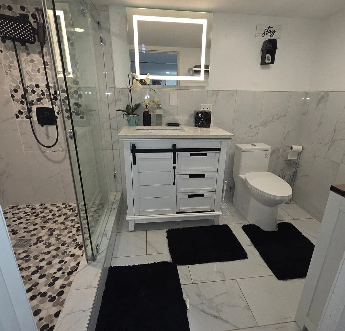 Beautiful Furnished Apartment — Photo 1
