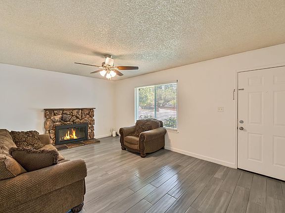 4th image of 7700 Ziebell Ct