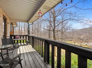 366 Booker Rd, Maynardville, TN 37807