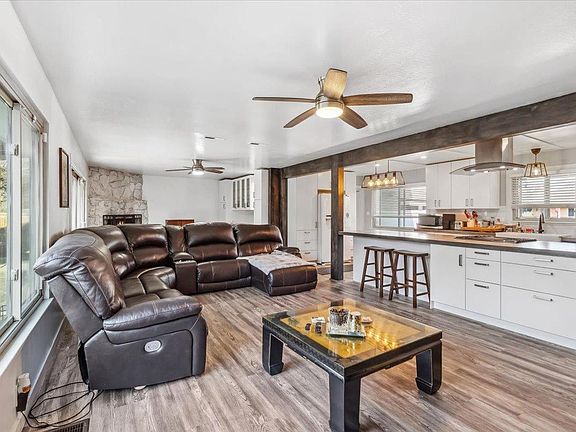 4th image of 7709 Woodside Dr