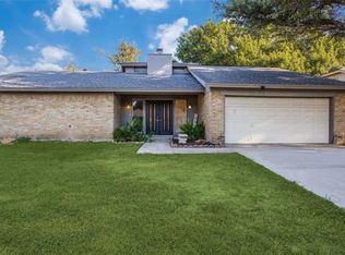 1013 Westminster Ln, Mansfield, TX 76063