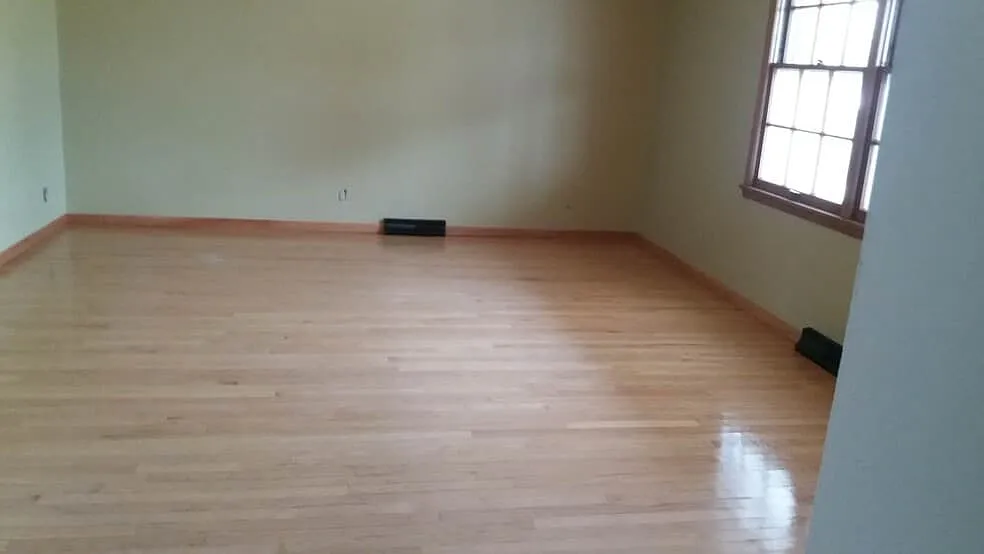 3 bed, 1.5 bath, 1440 sqft, $1,950 — Photo 3
