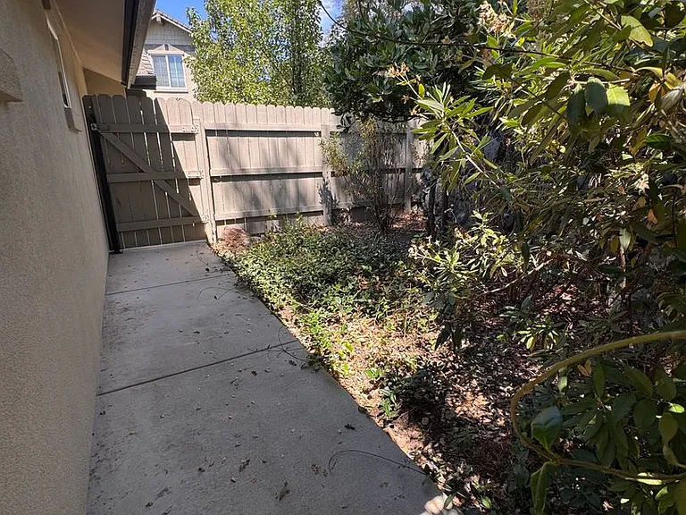322 Auburn Ravine Rd — Photo 10