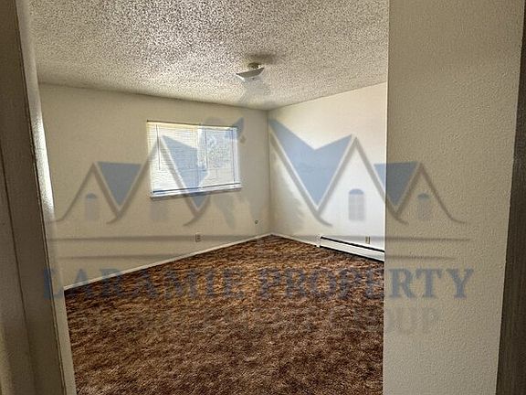 5th image of 702 Downey St #3