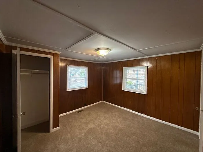 3131 Seymour Dr — Photo 7