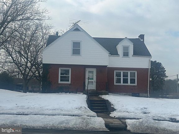 5th image of 326 N 4th St