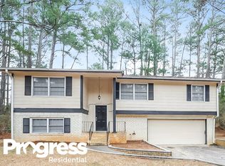 6384 Bell Haven Ln, Riverdale, GA 30296